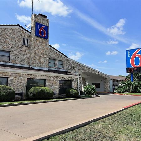 Motel 6 Austin, Tx - Central Downtown Ut Exteriér fotografie