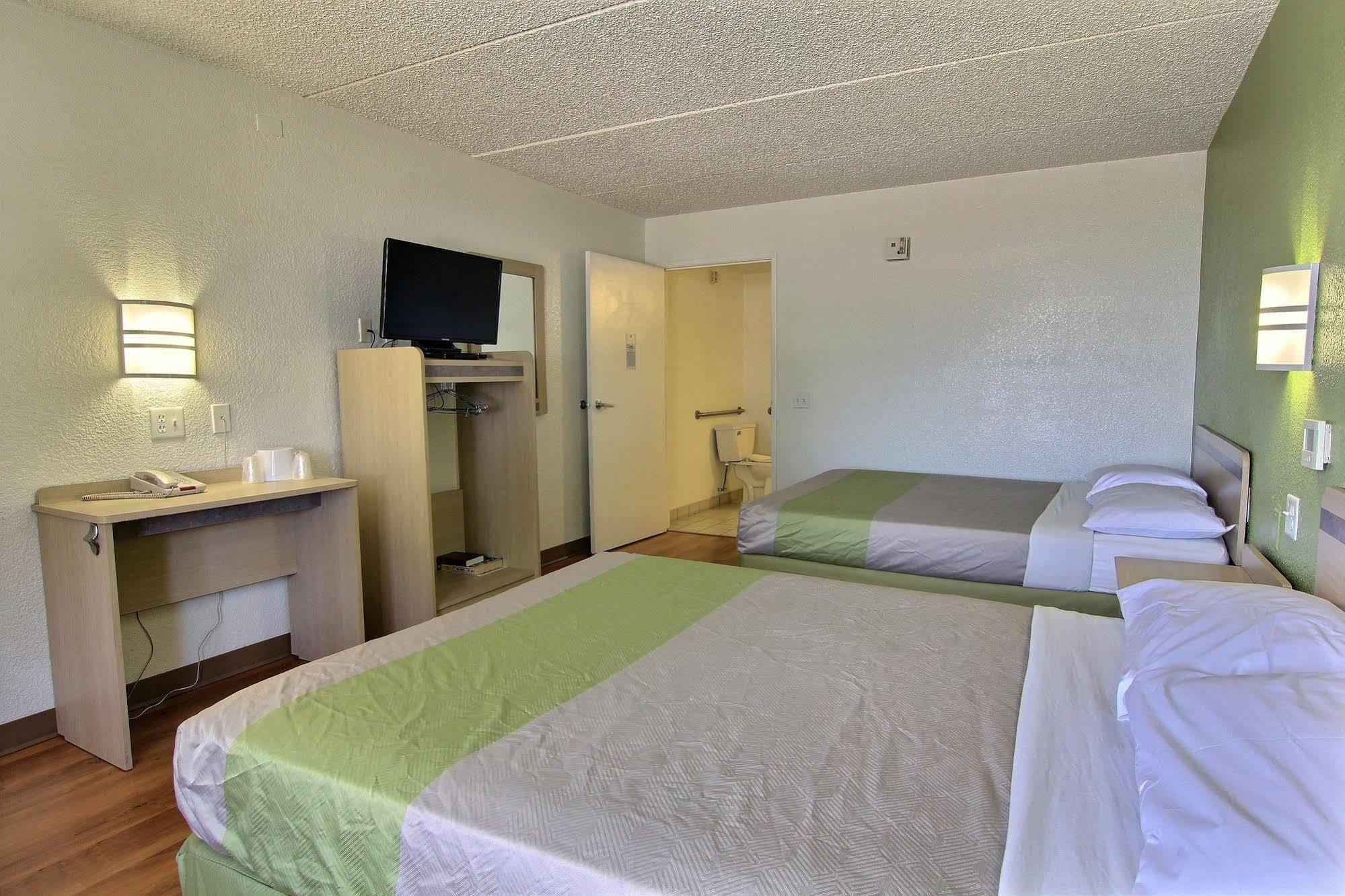 Motel 6 Austin, Tx - Central Downtown Ut Exteriér fotografie